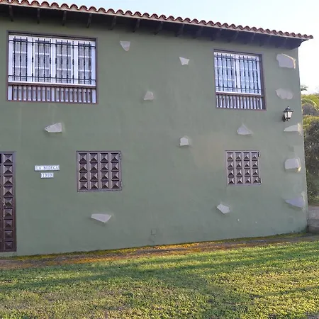 La Orotava-casa Rural Nardos * Montijos